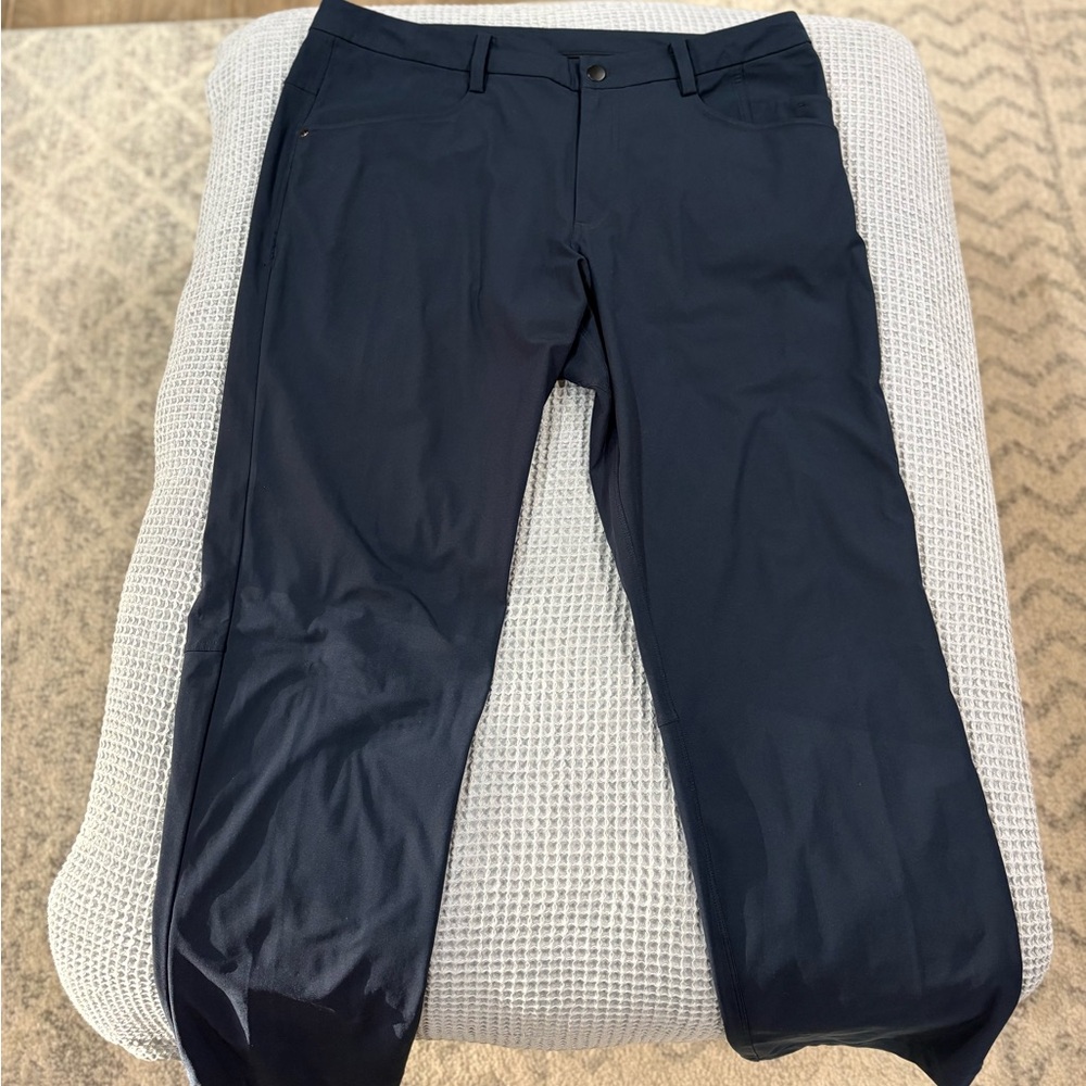 Lululemon pants sz 38